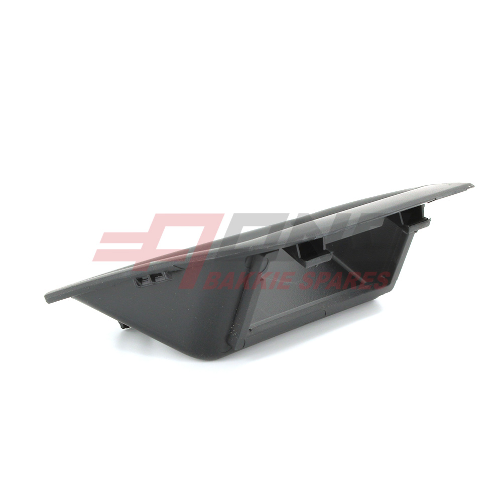 Number Plate Light Bezel R/H for NISSAN NP200 1.6 K7M — view 3